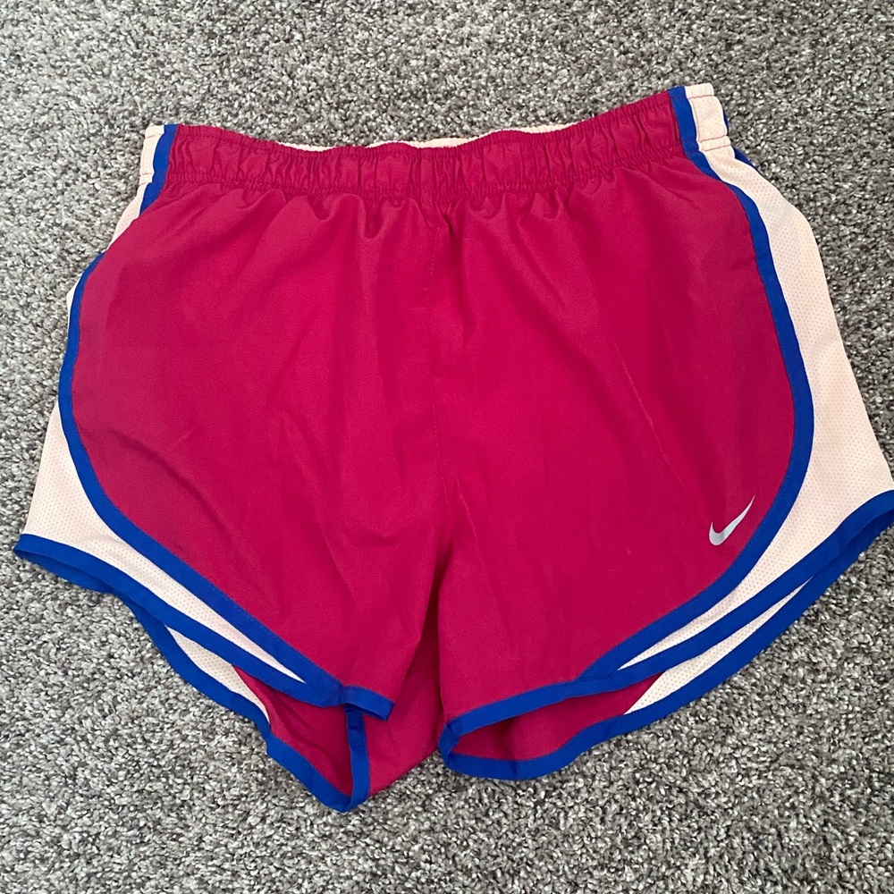Nike dri-fit shorts size small